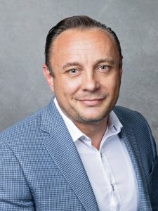 Dr. Justin Hartman